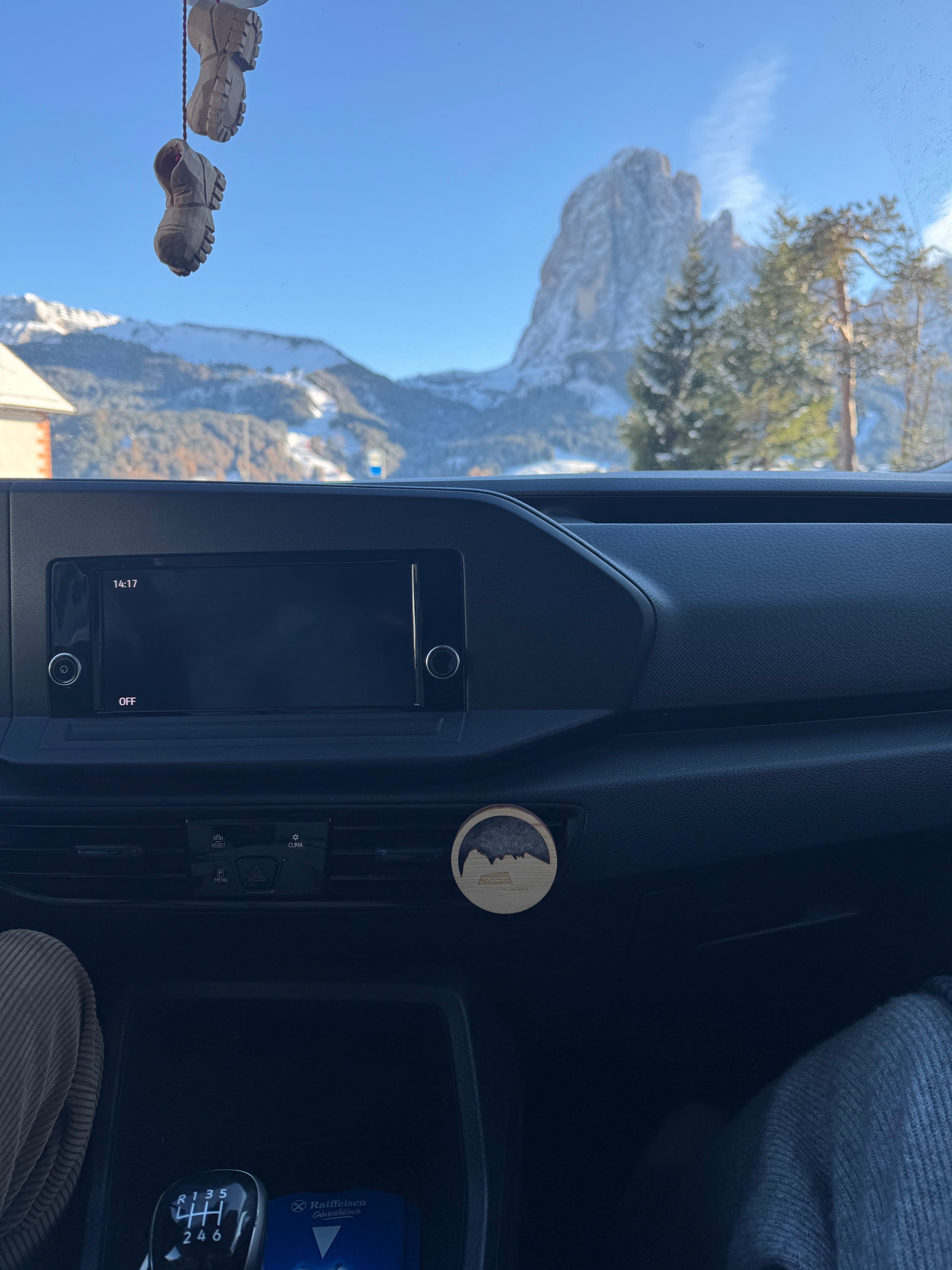 Autodiffusor aus Zirbenholz