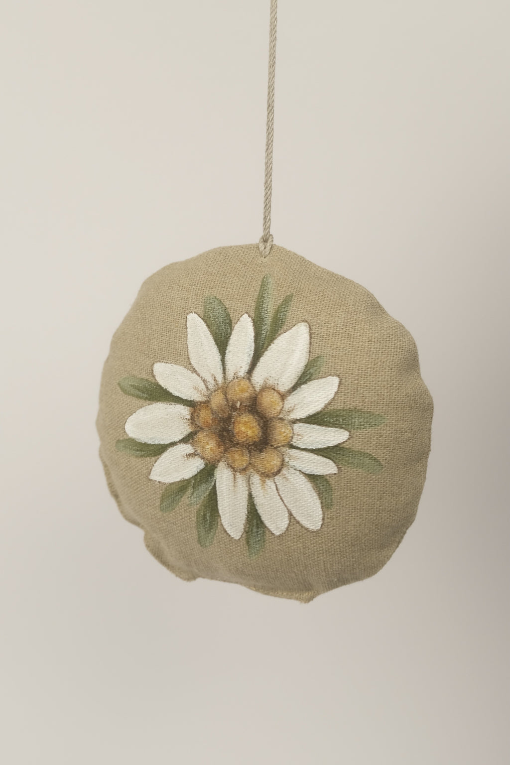 Stella delle Dolomiti - cuscino con trucioli di cirmolo dipinto a mano