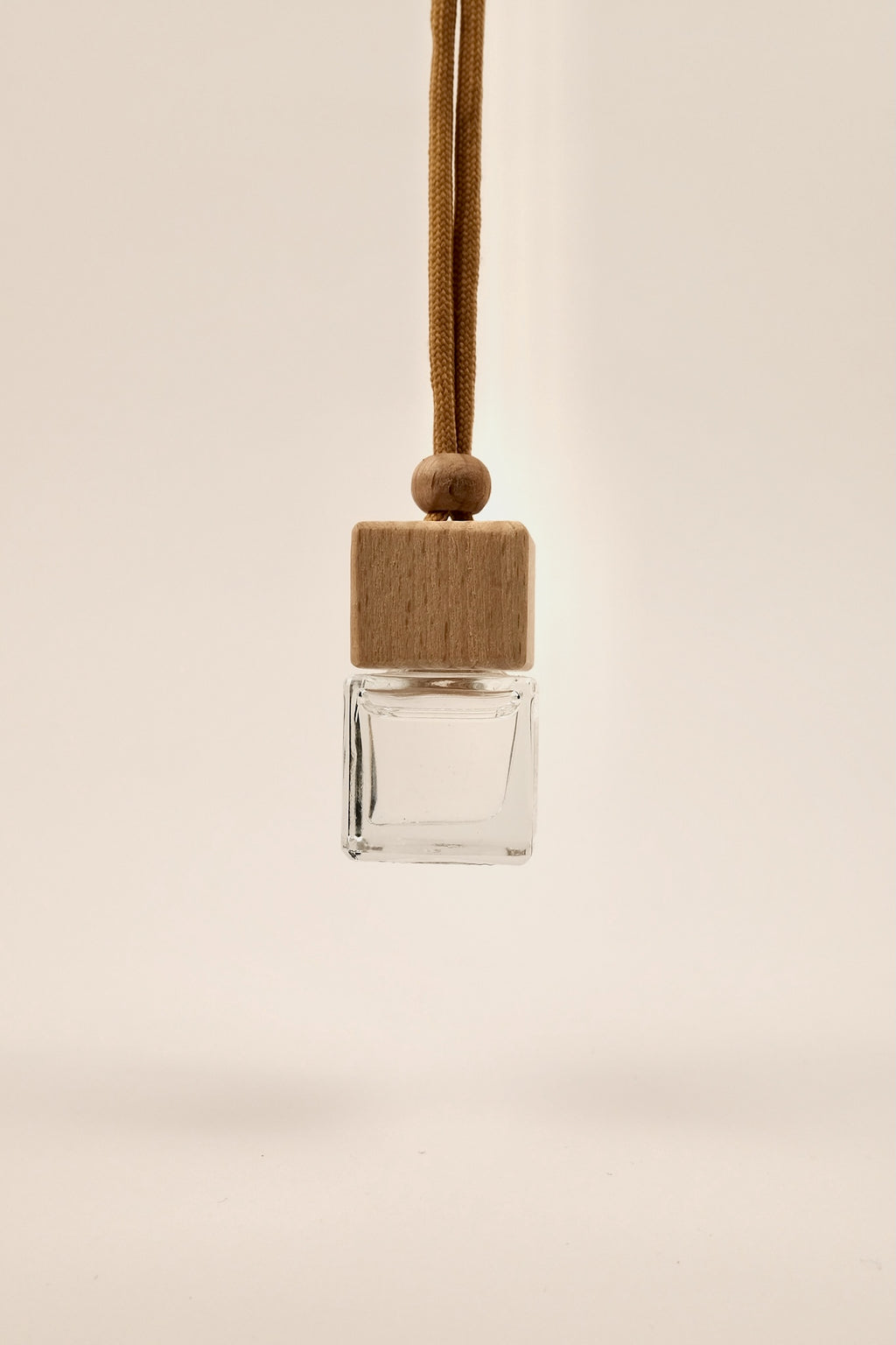 Autodiffusor aus Zirbenholz