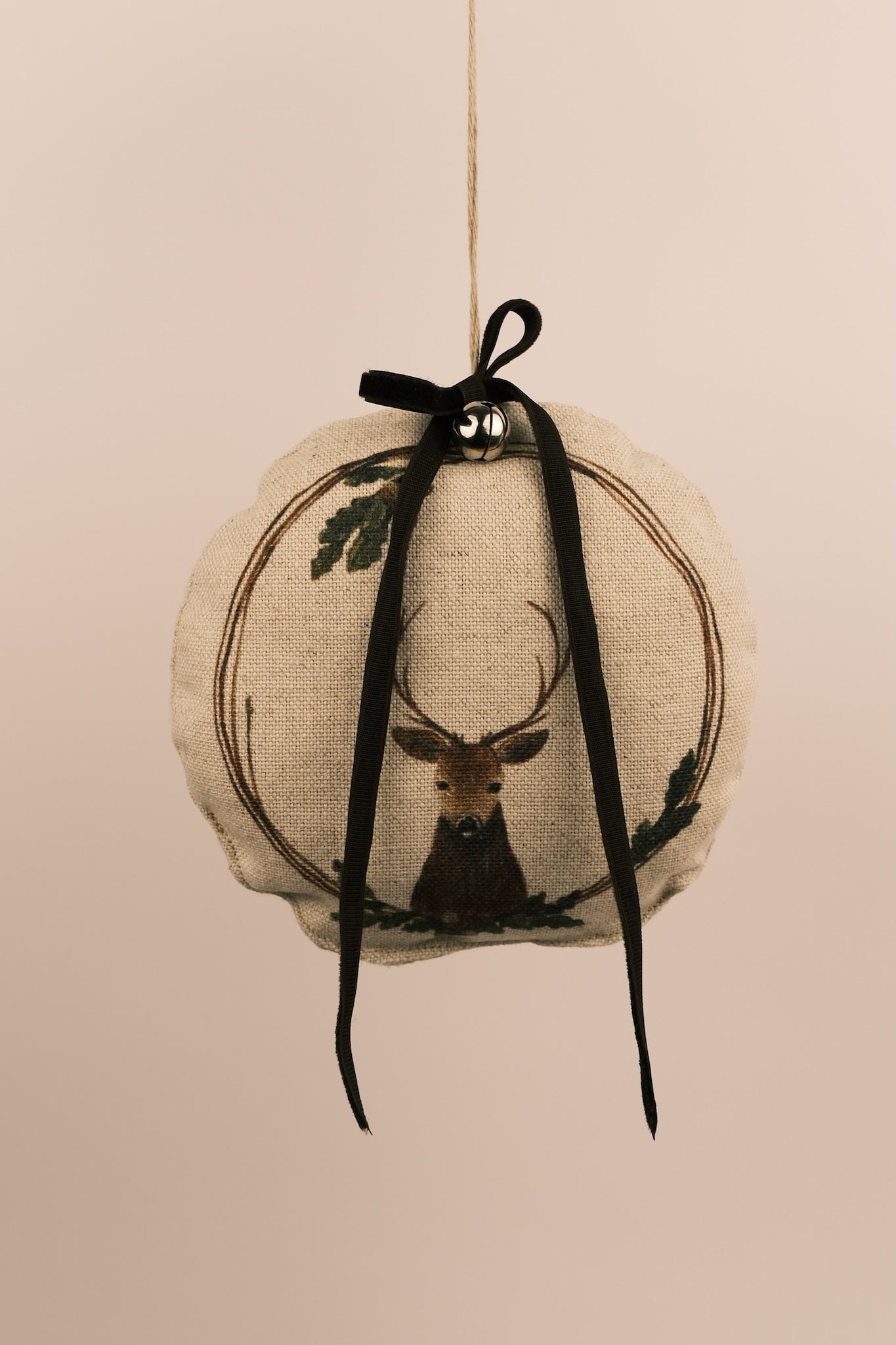 Dascia - cuscinetto rotondo in legno di cirmolo