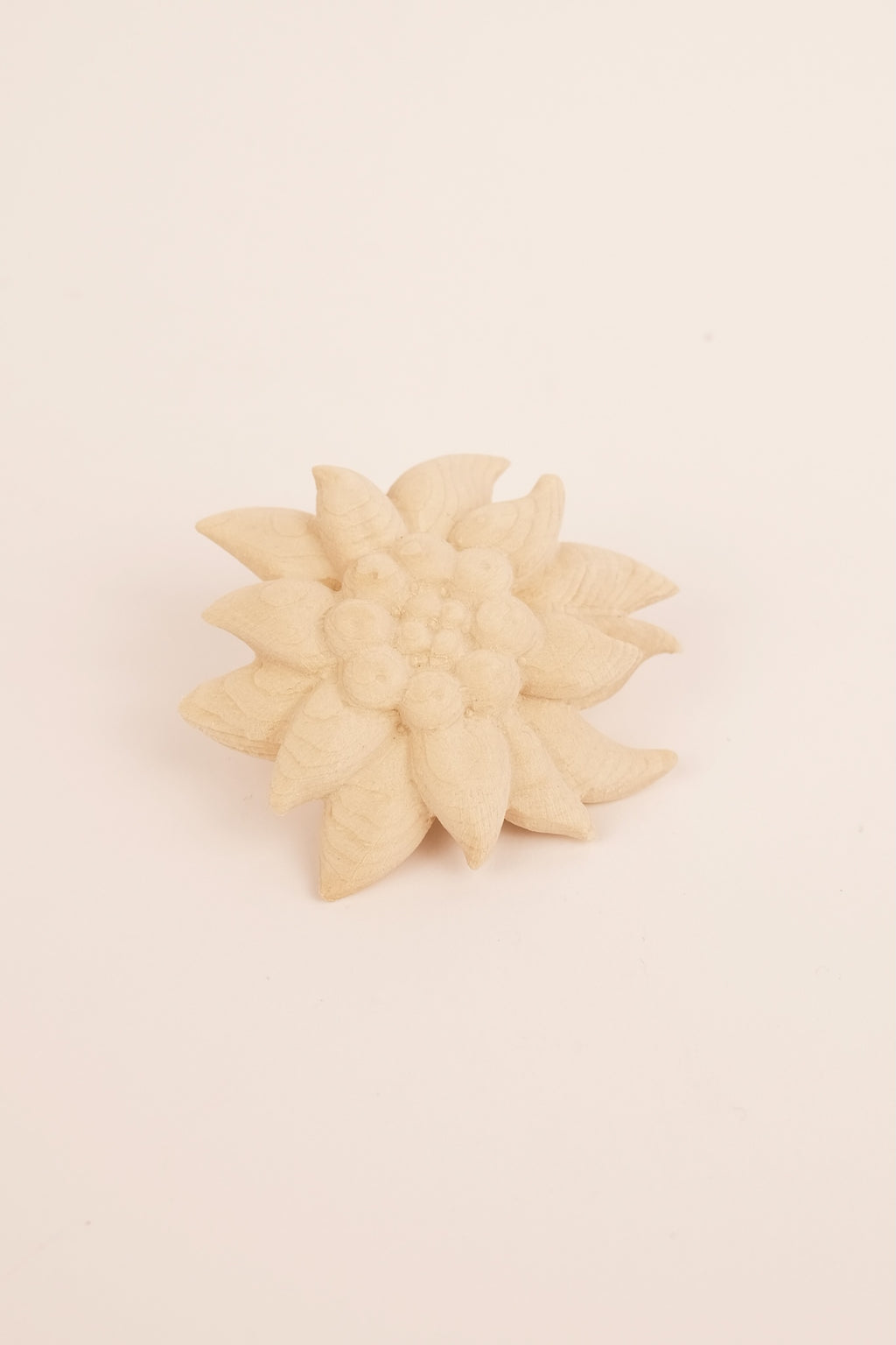 Edelweiss - Stella alpina in legno di cirmolo