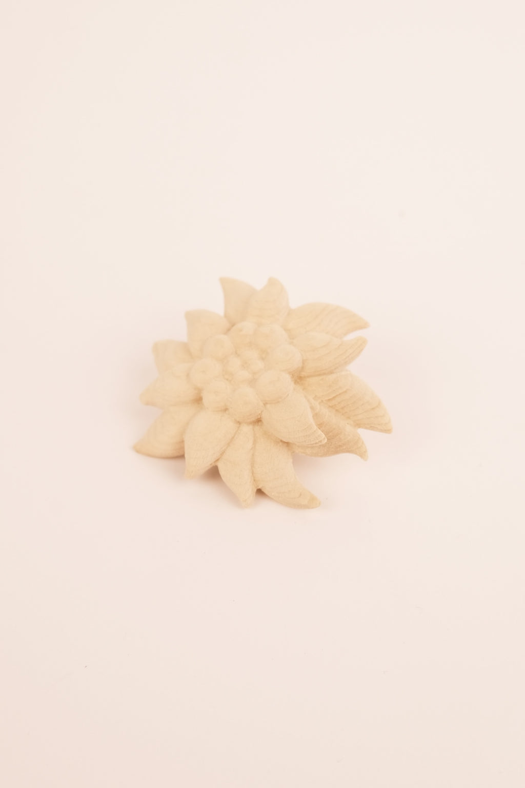 Edelweiss - Stella alpina in legno di cirmolo