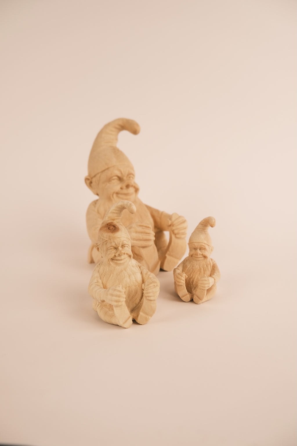 Nino - gnomo in legno di cirmolo
