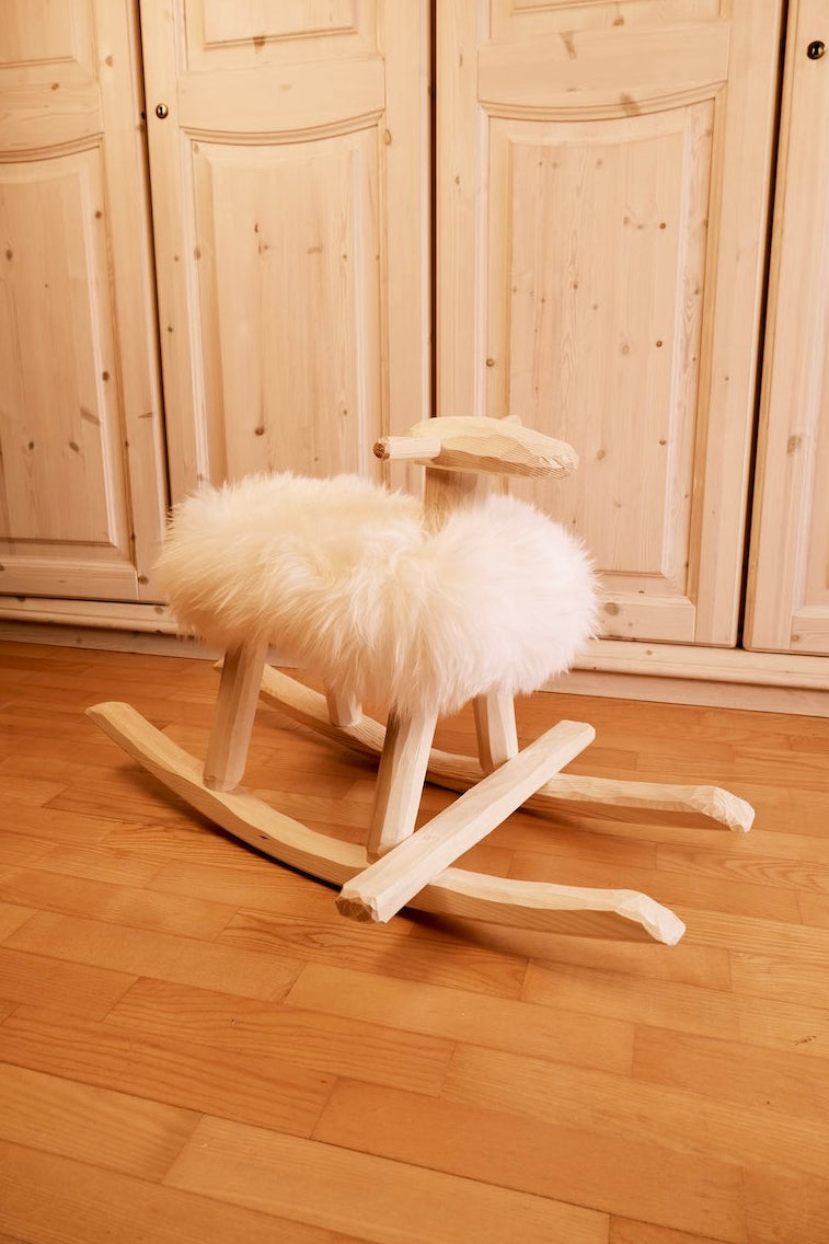 Pecorella a dondolo in legno di pino