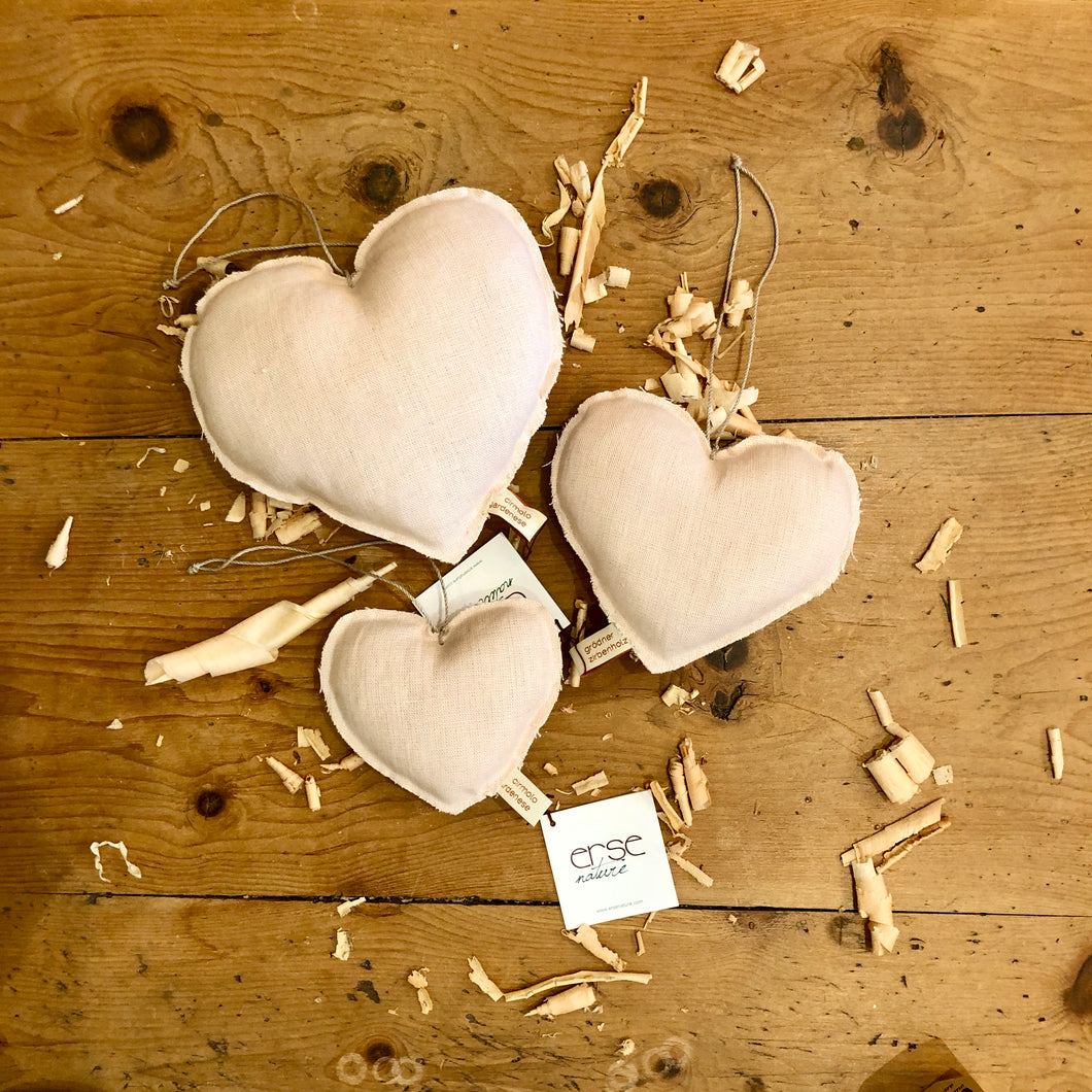 Cuore in lino grezzo rosa cipria