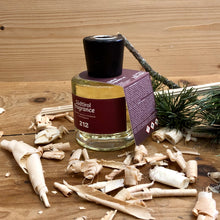 Carica l&#39;immagine nel visualizzatore di Gallery, Profumo d&#39;ambiente 212mt. - fiorito, ambrato, poco agrumato
