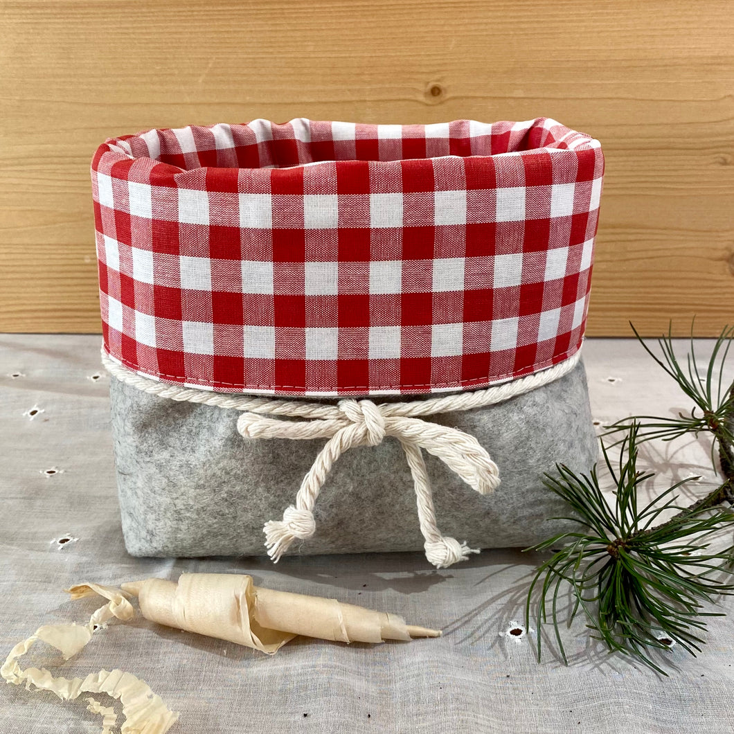 Pan Zirm quadretti rossi