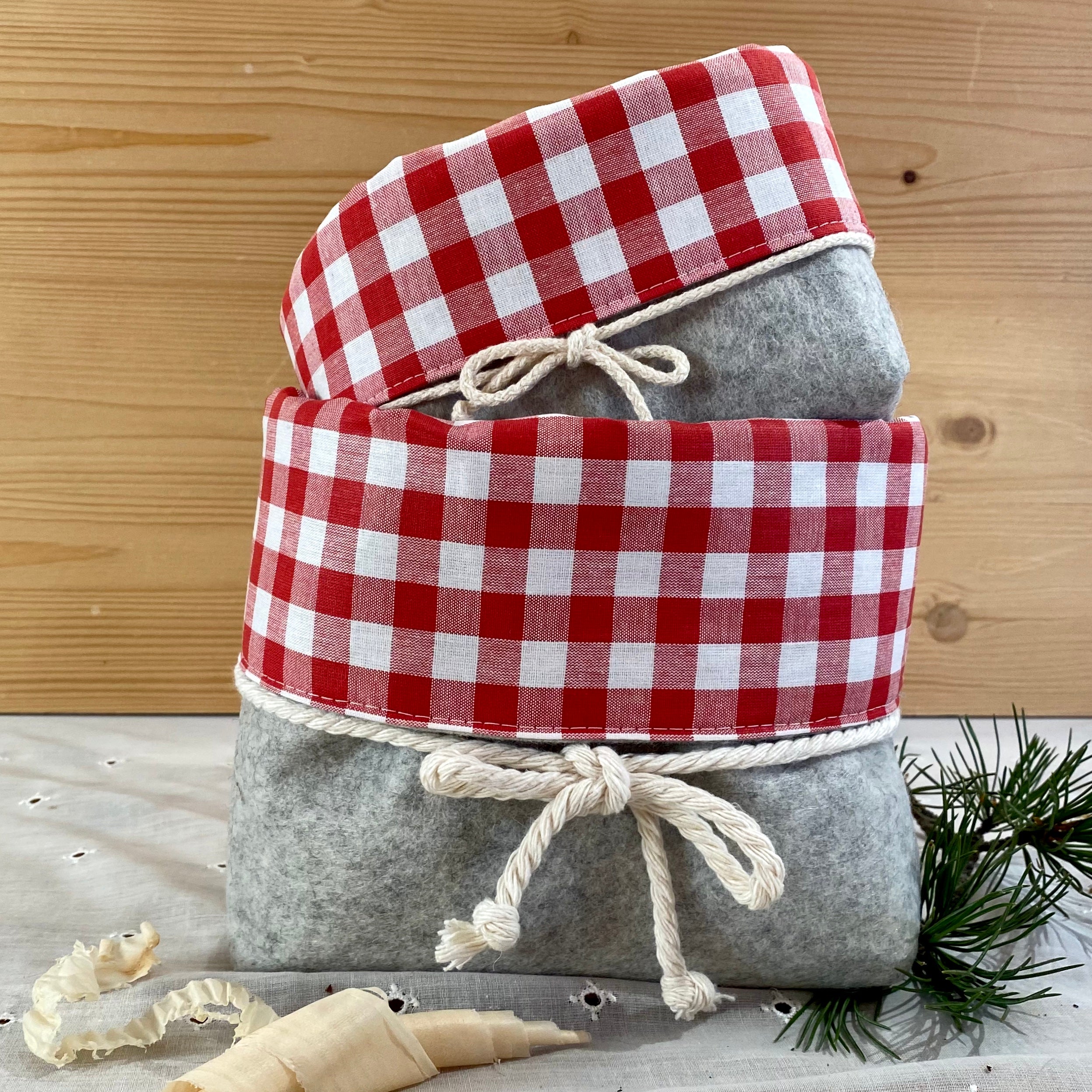 Pan Zirm quadretti rossi