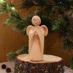 Kleiner betender Engel